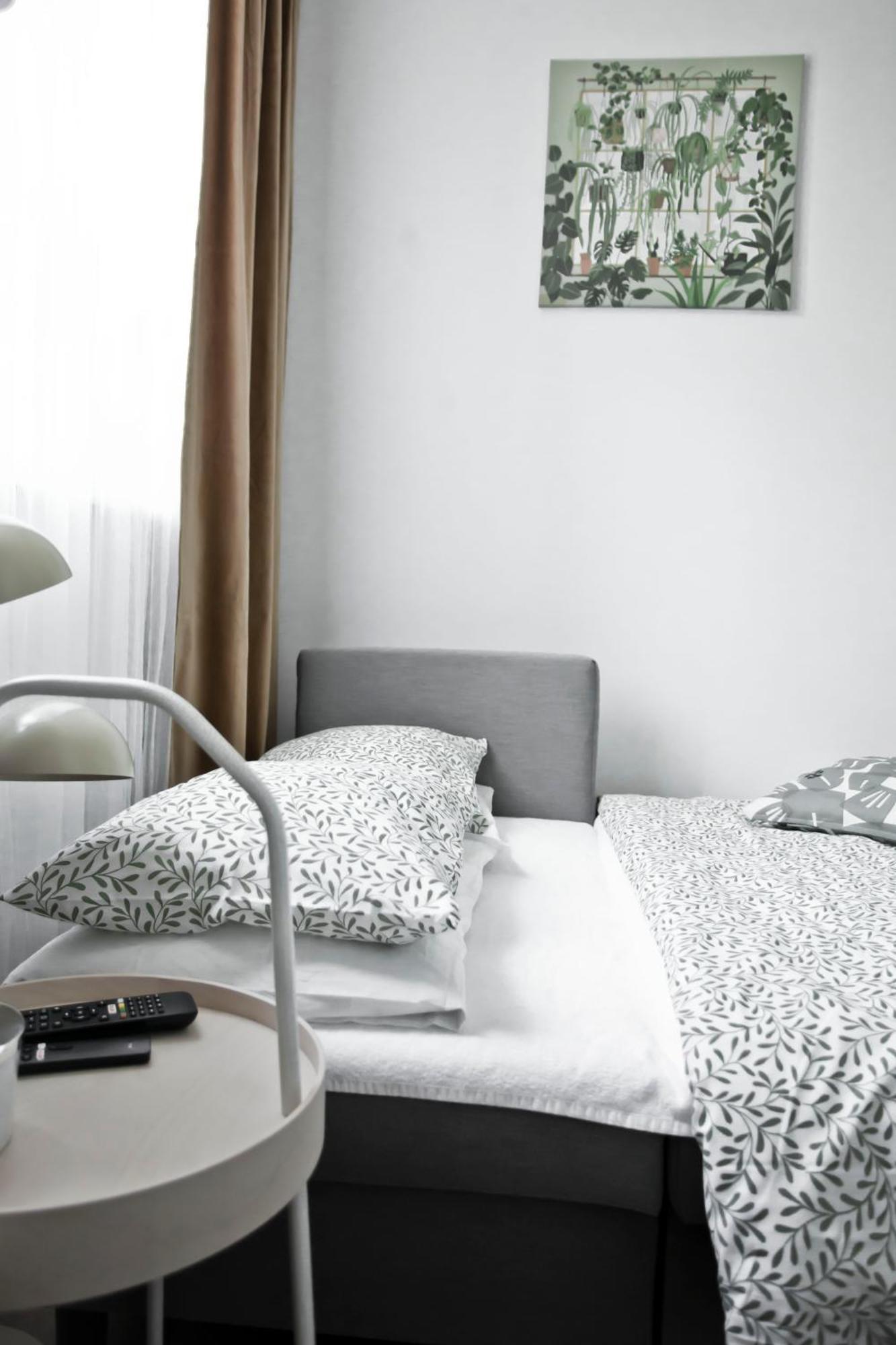 Balaton Apartamenty Trzebinia  Esterno foto